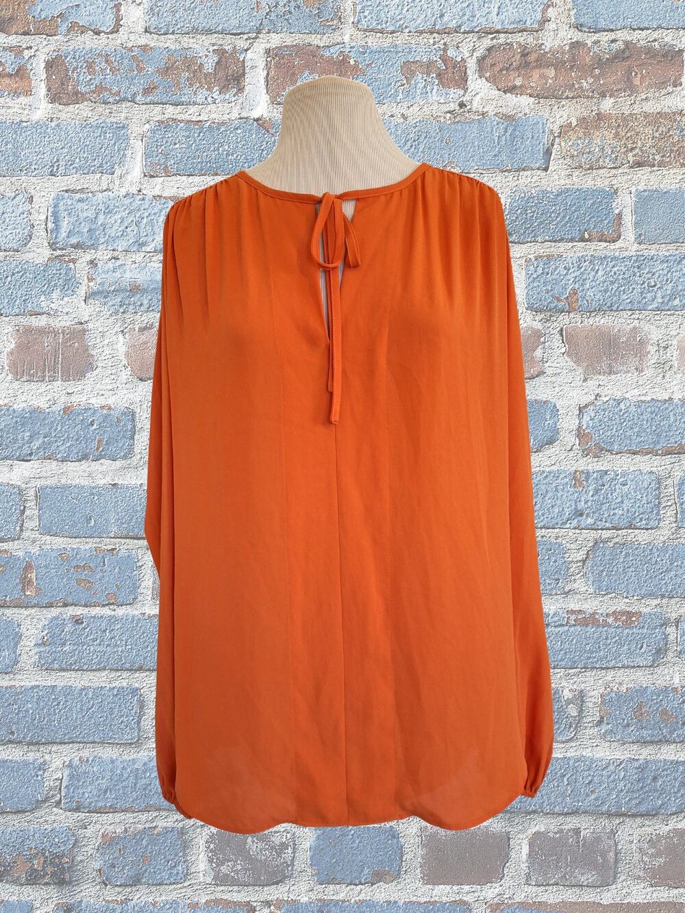 Karen Kane Orange Long Sleeve Top Ties at Neck Size XL